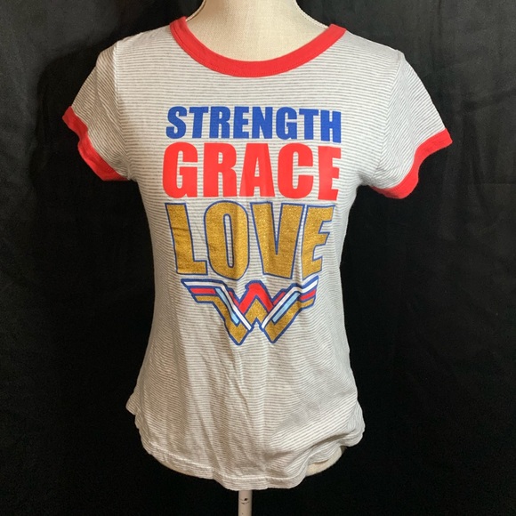 Wonder Woman XL 14/16 Gray and White Striped Tee - Picture 1 of 2